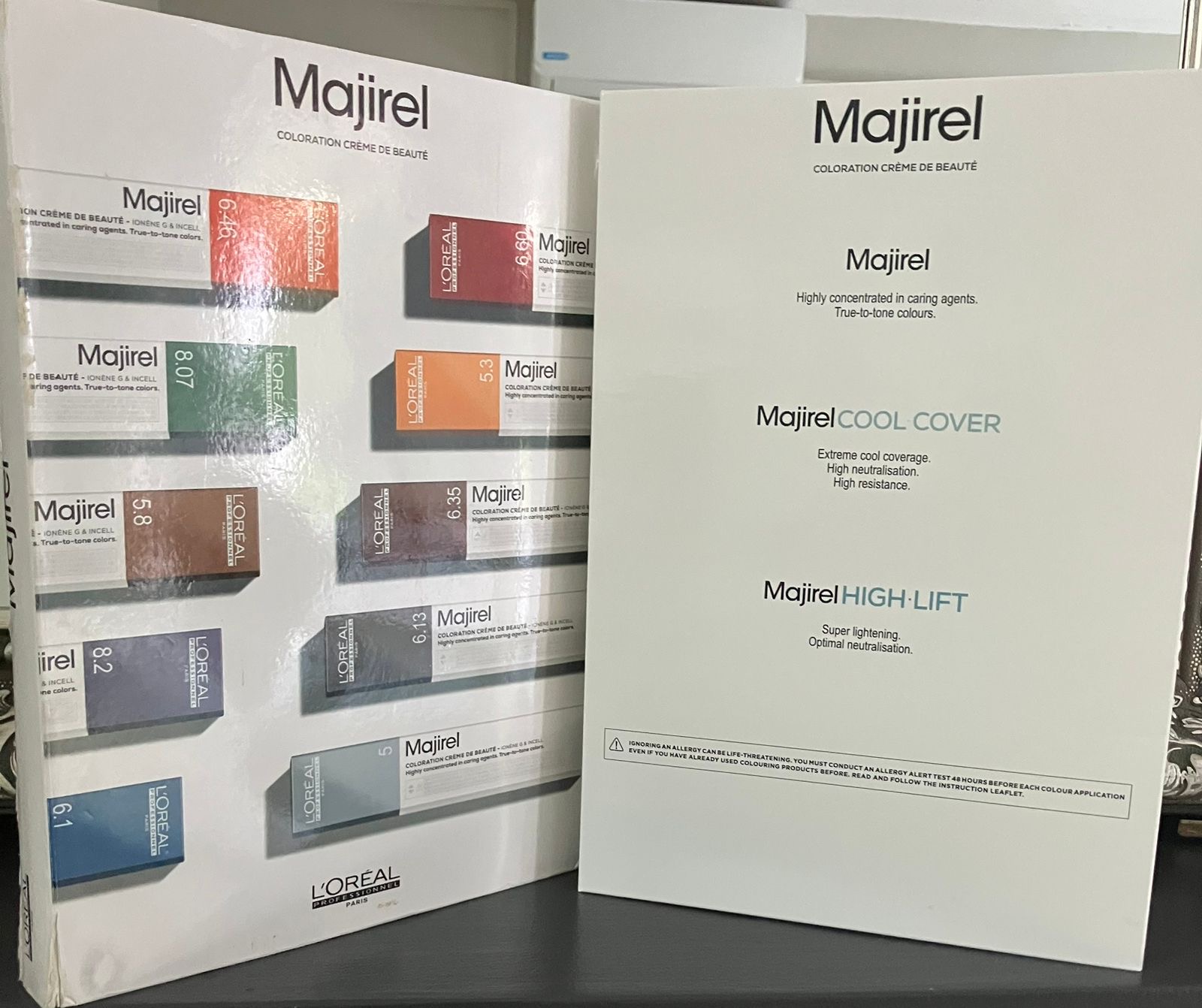 L'Oréal Majirel colour swatch book — Coloration Crème de Beauté